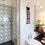 Eva Villa